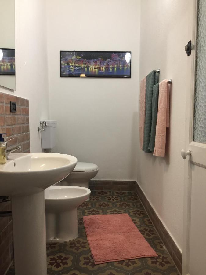B&B Dormire Dai Grimaldi Genova Exterior foto